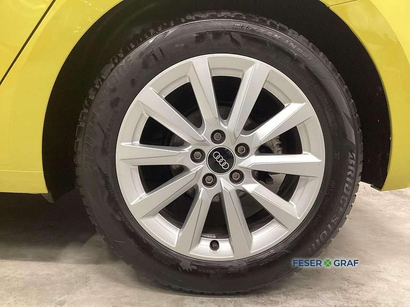 Gebraucht Audi A1 Sportback Advanced 110 PS (80 kW) 2022 Pythongelb metallic/mythosschwarz metallic Kleinwagen