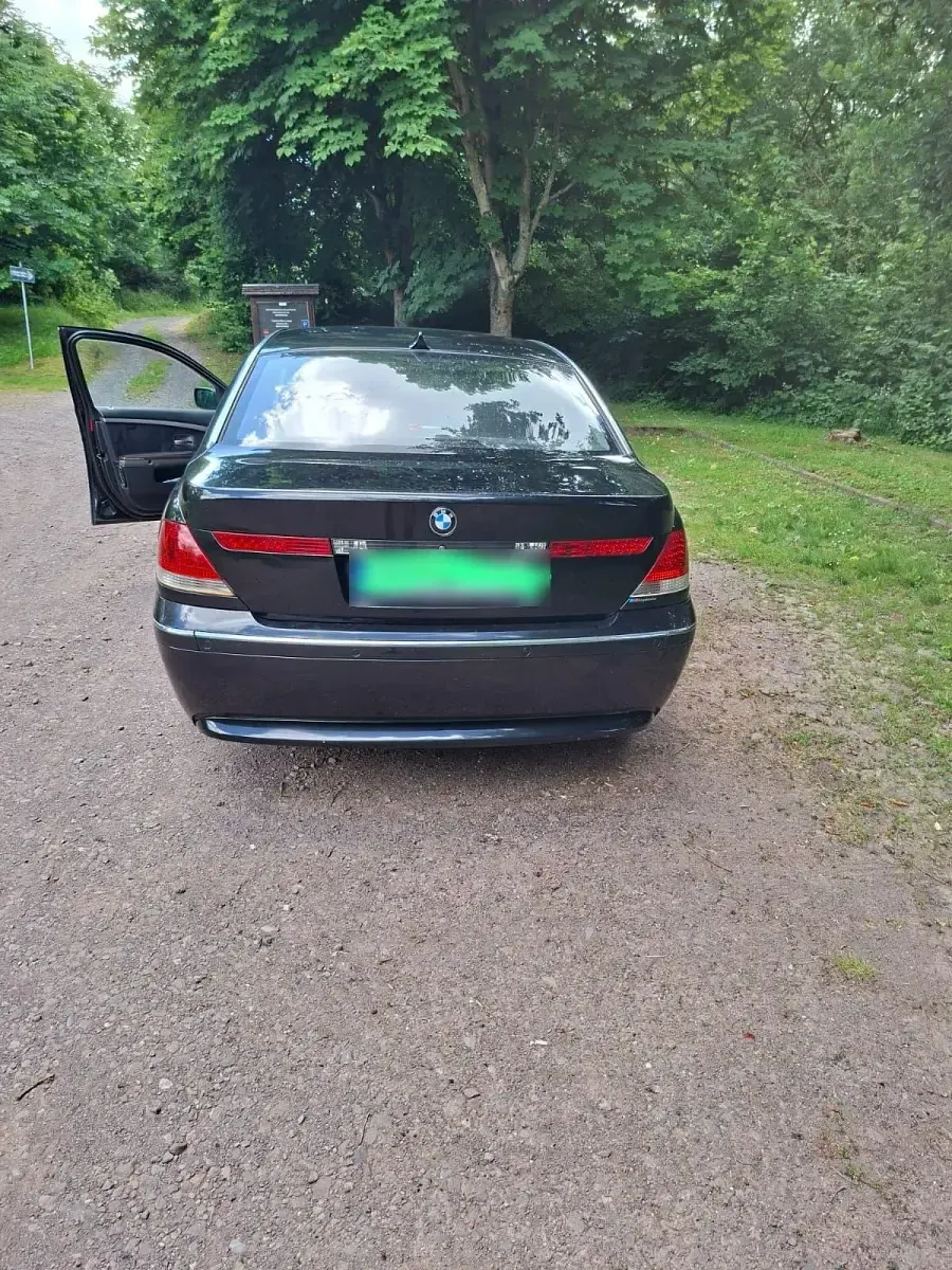 Gebraucht BMW 735L 272 PS (200 kW) 2003 Schwarz Limousine