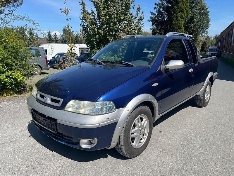 Blau Gebraucht 2005 Fiat Strada Abholung | 4.900 € (Teuer) - Bild 1/4