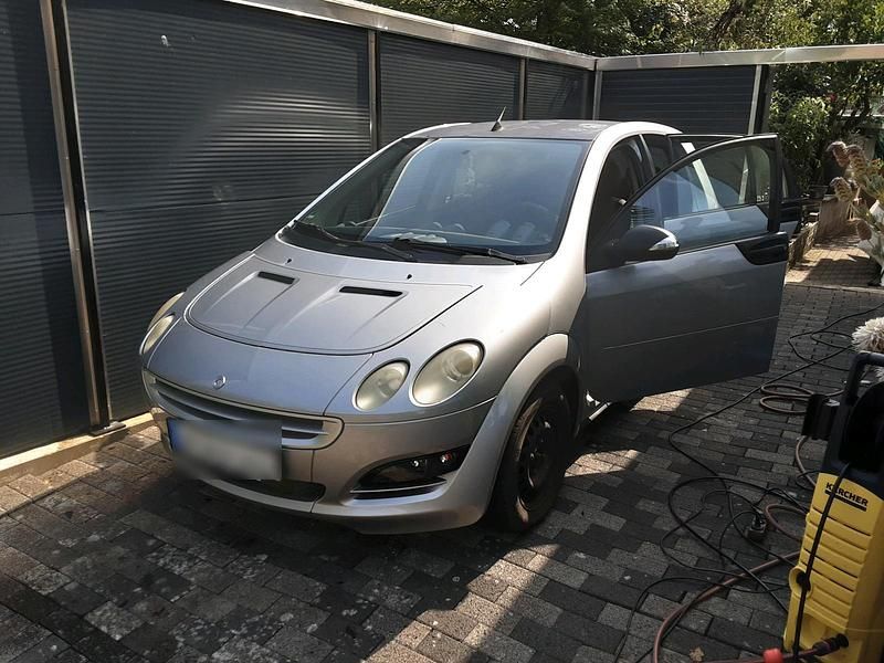 Gebraucht 2004 Smart ForFour Kleinwagen | 2.150 € (Etwas zu teuer) - Bild 1/4