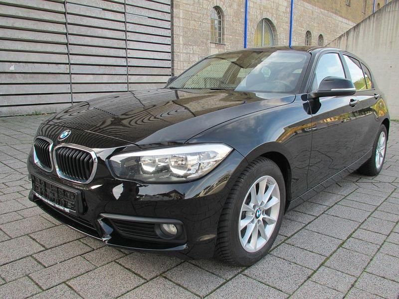 Schwarz Gebraucht 2015 BMW 116 Advantage Kleinwagen | 8.450 € (Fairer Preis) - Bild 1/4