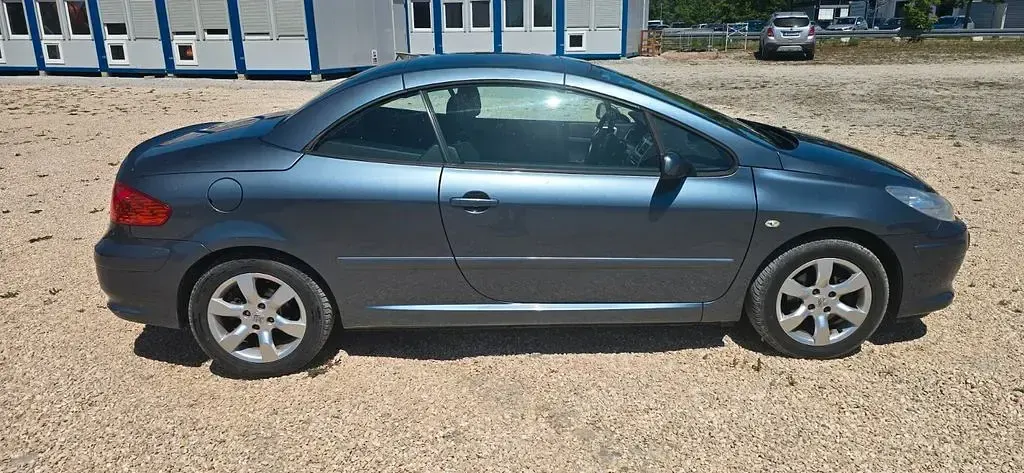 Gebraucht Peugeot 307 CC 109 PS (80 kW) 2009 Grau Cabrio