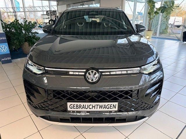 Neu VW Tayron R-line 193 PS (141 kW) 2025 Grau SUV