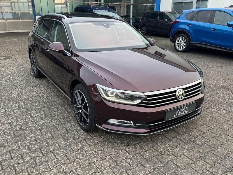 Gebraucht VW Passat Highline 150 PS (110 kW) 2016 Rot Kombi