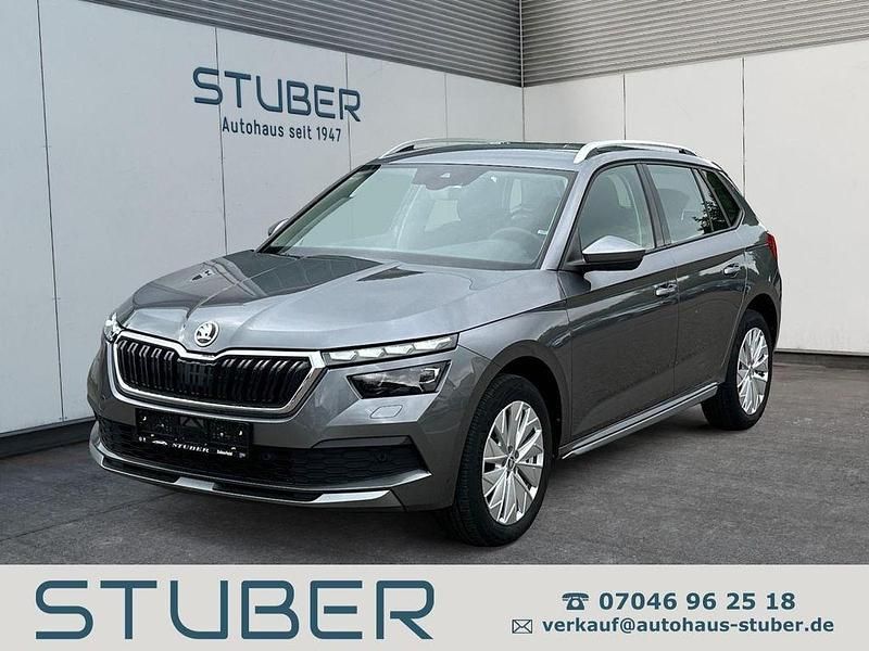Grau Gebraucht 2022 Skoda Kamiq Style SUV | 24.690 € (Fairer Preis) - Bild 1/4