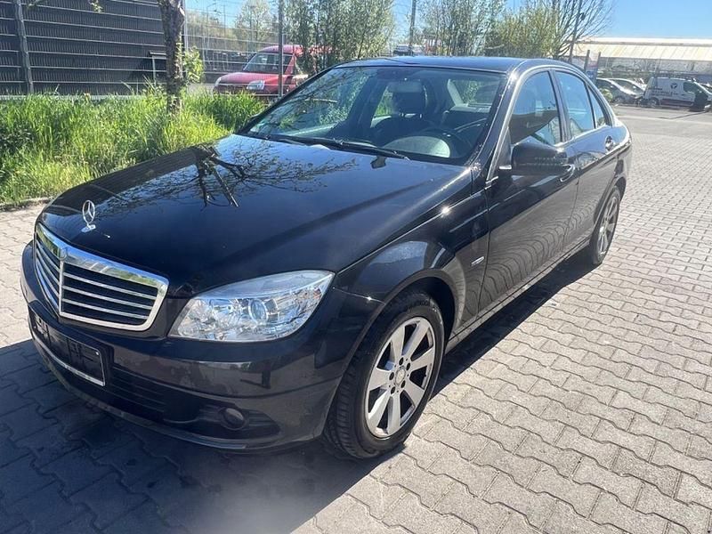 Gebraucht Mercedes C220 170 PS (125 kW) 2010 Schwarz Limousine