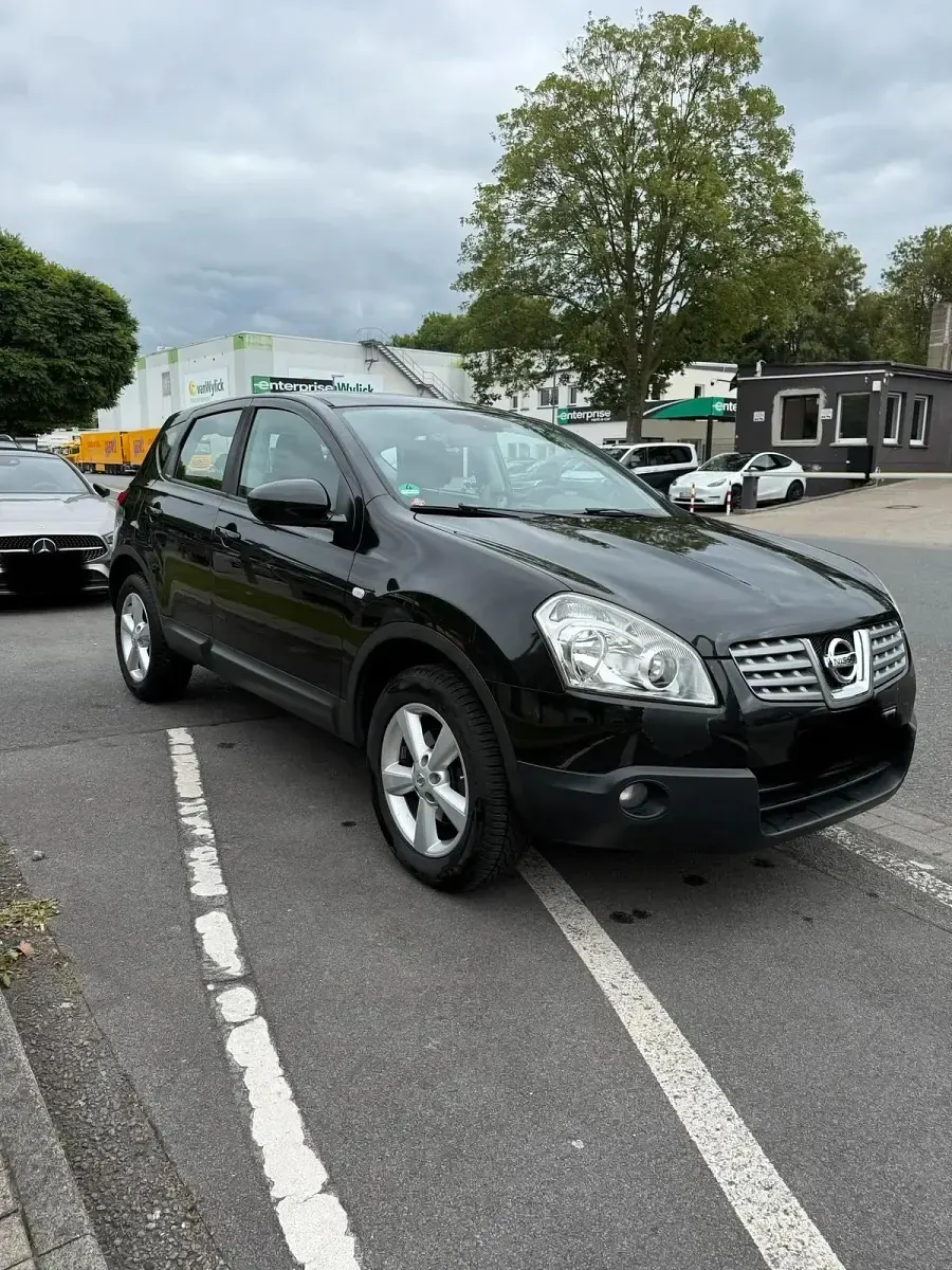 Gebraucht Nissan Qashqai 114 PS (83 kW) 2010 Schwarz SUV