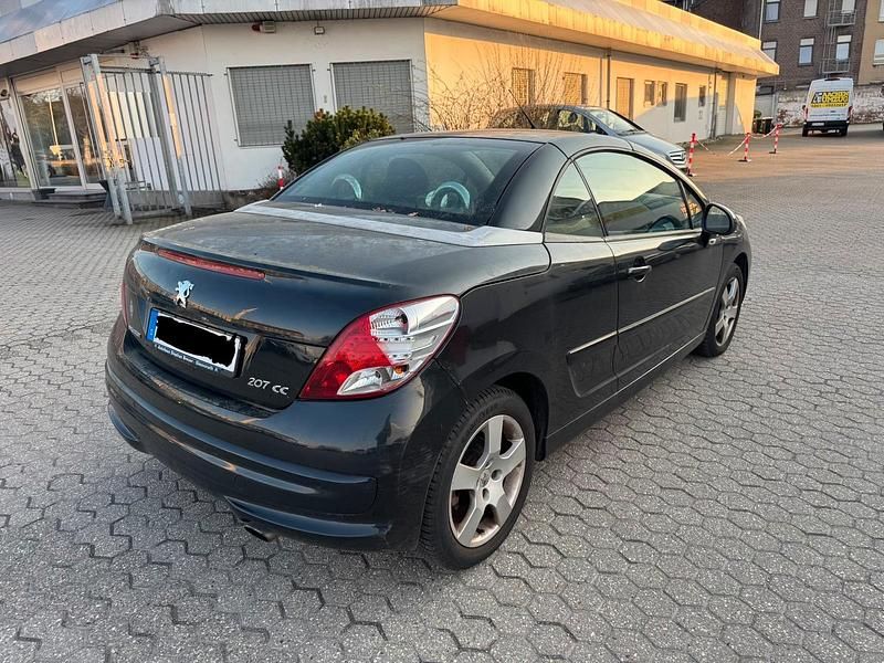 Gebraucht Peugeot 207 CC 120 PS (88 kW) 2012 Schwarz Cabrio