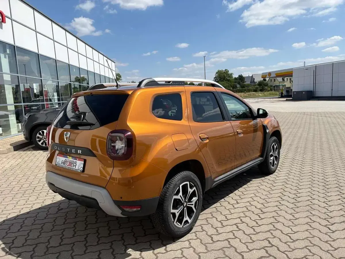 Gebraucht Dacia Duster Prestige 114 PS (83 kW) 2019 Orange SUV