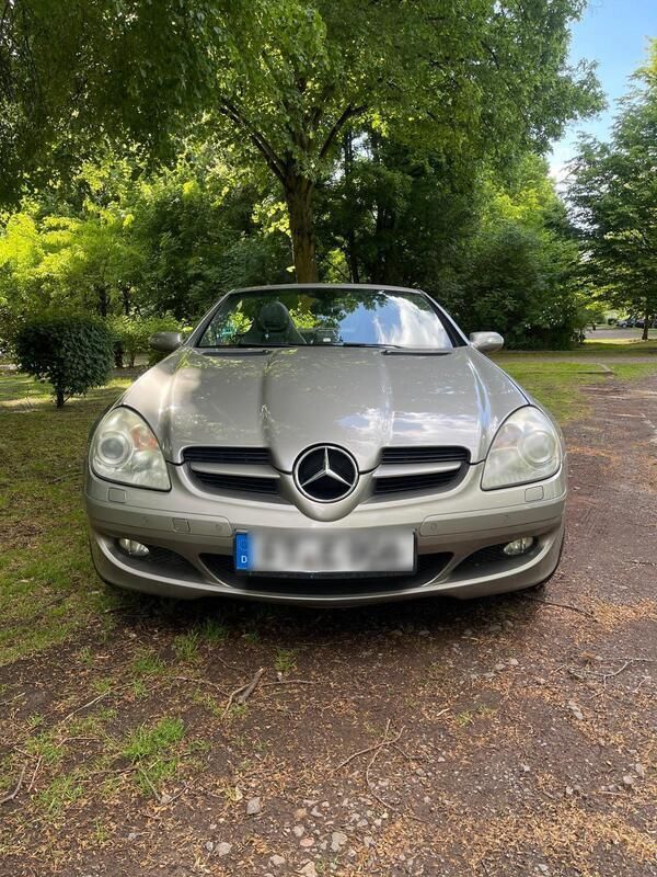 Andere außenfarben Gebraucht 2005 Mercedes SLK200 Cabrio | 6.700 € (Fairer Preis) - Bild 1/4