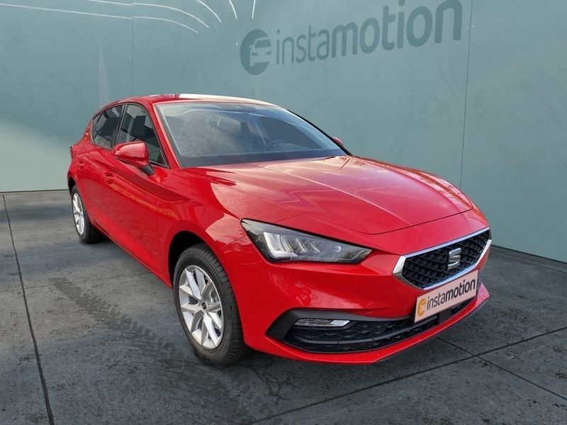 Rot Gebraucht 2022 Seat Leon Style Limousine | 24.490 € (Teuer) - Bild 1/3