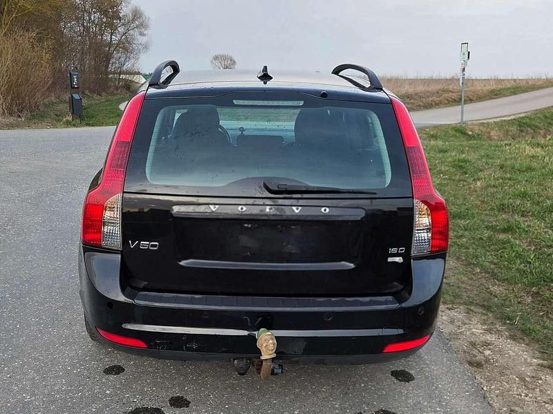 Gebraucht Volvo V50 125 PS (91 kW) 2010 Schwarz Kombi