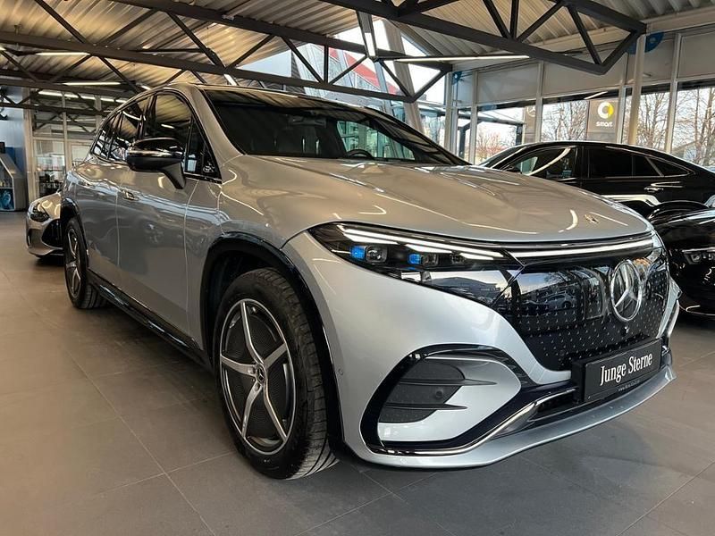 Gebraucht Mercedes EQS450+ Premium 264 kW (360 PS) 2022 Metalliclack hightechsilber SUV