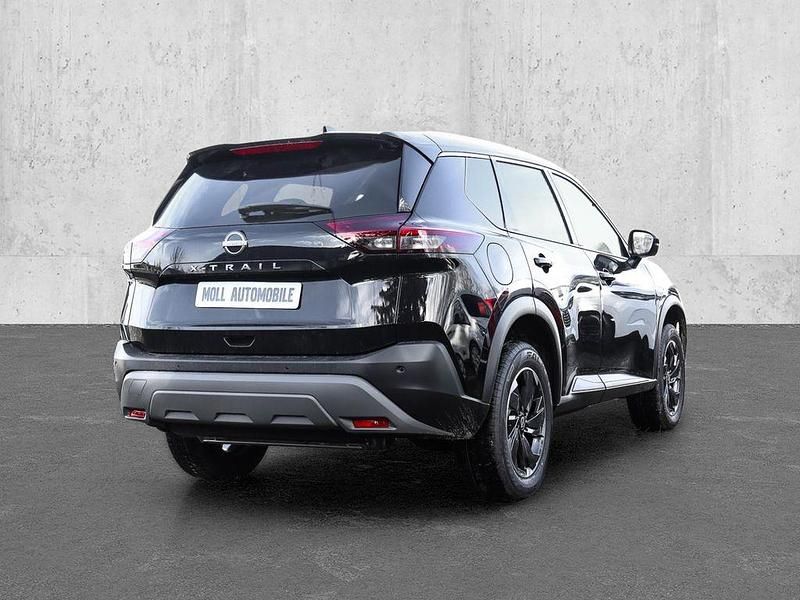 Neu Nissan X-Trail N-Connecta 163 PS (119 kW) 2026 P) (schwarz SUV