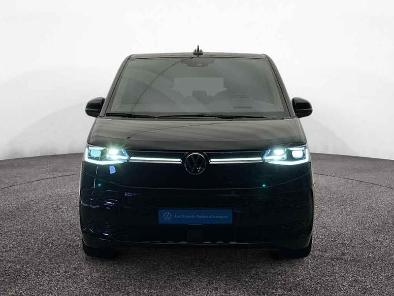 Second-hand VW Multivan Style 204 CP (150 kW) 2022 Negru Monovolum