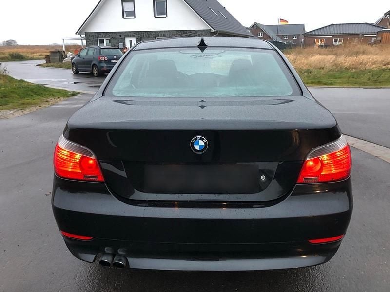 Gebraucht BMW 525 192 PS (141 kW) 2005 Schwarz Limousine
