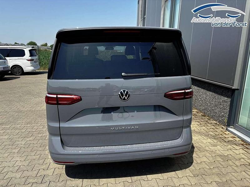 Nuova VW Multivan 150 CV (110 kW) 2025 Wählbar Monovolume