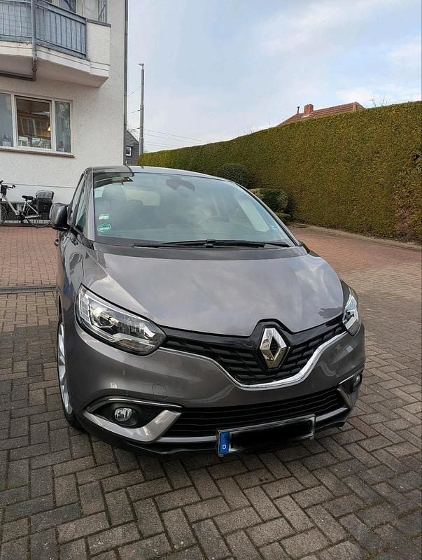 Gebraucht Renault Scénic IV Experience 116 PS (85 kW) 2018 Grau Van / Kleinbus