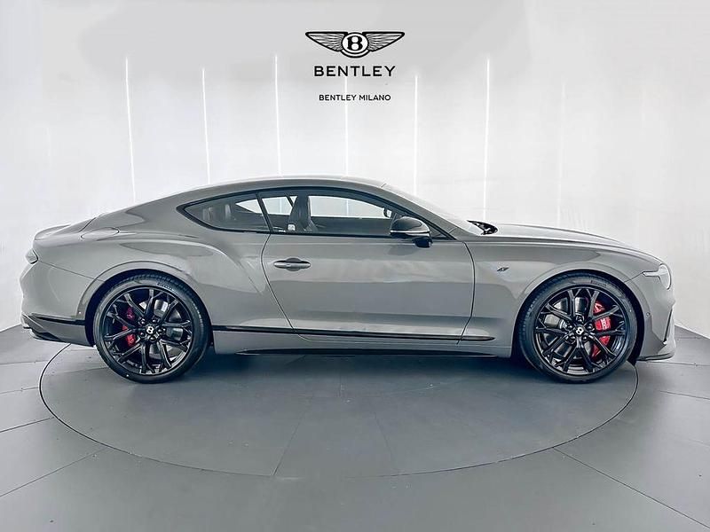 Neu Bentley Continental 680 PS (500 kW) 2026 Grau