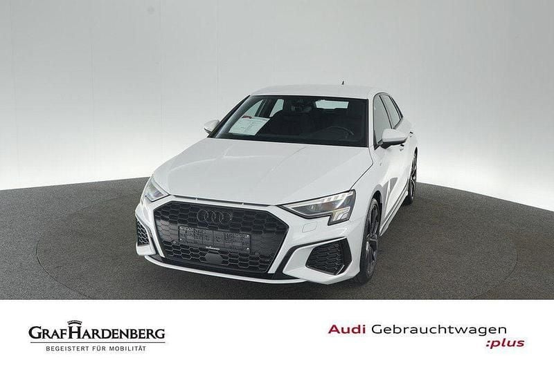 Gebraucht Audi A3 S-Line 150 PS (110 kW) 2024 Gletscherweiß metallic Limousine