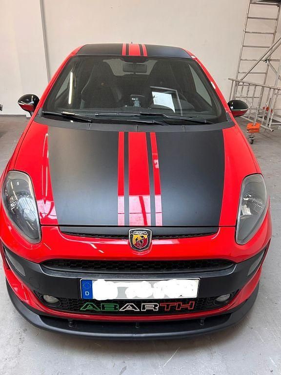 Rot Gebraucht 2010 Abarth Punto Evo Kleinwagen | 16.500 € - Bild 1/4