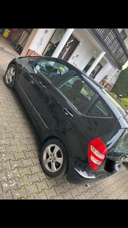 Gebraucht Mercedes A180 109 PS (80 kW) 2005 Schwarz Kleinwagen