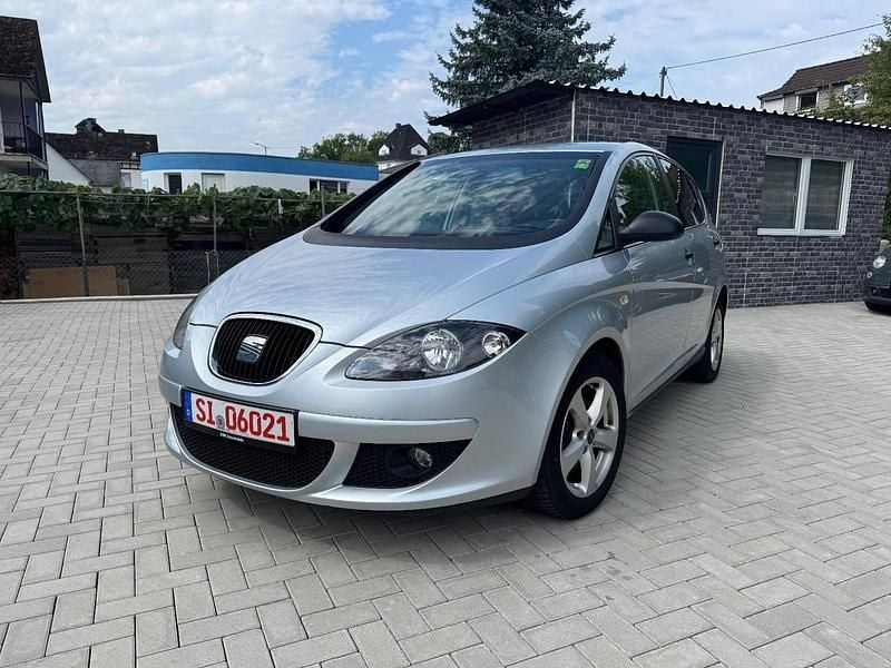 Silber Gebraucht 2005 Seat Altea Van / Kleinbus | 1.399 € (Guter Preis) - Bild 1/4