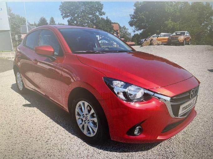 Rubinrot Gebraucht 2015 Mazda 2 Exclusive-Line Limousine | 9.290 € (Fairer Preis) - Bild 1/4