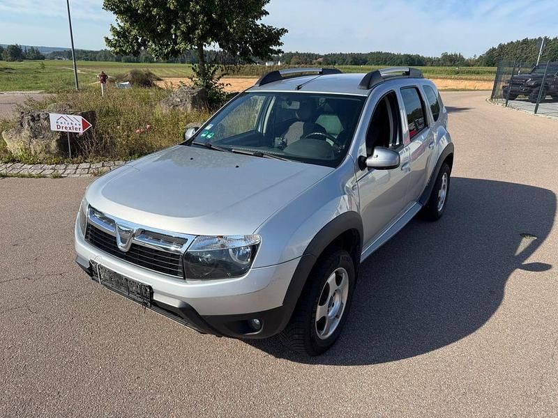 Silber Gebraucht 2013 Dacia Duster Prestige SUV | 5.990 € (Guter Preis) - Bild 1/4
