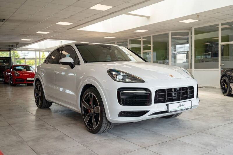 Weiß Gebraucht 2022 Porsche Cayenne SUV | 87.950 € (Guter Preis) - Bild 1/4