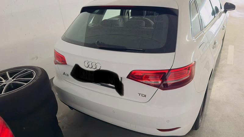 Gebraucht Audi A3 Sportback 115 PS (84 kW) 2017 Weiß Kleinwagen