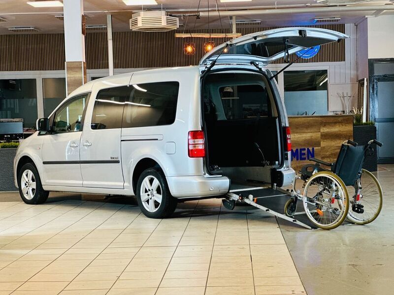 Gebraucht VW Caddy 102 PS (75 kW) 2011 Silber Van / Kleinbus