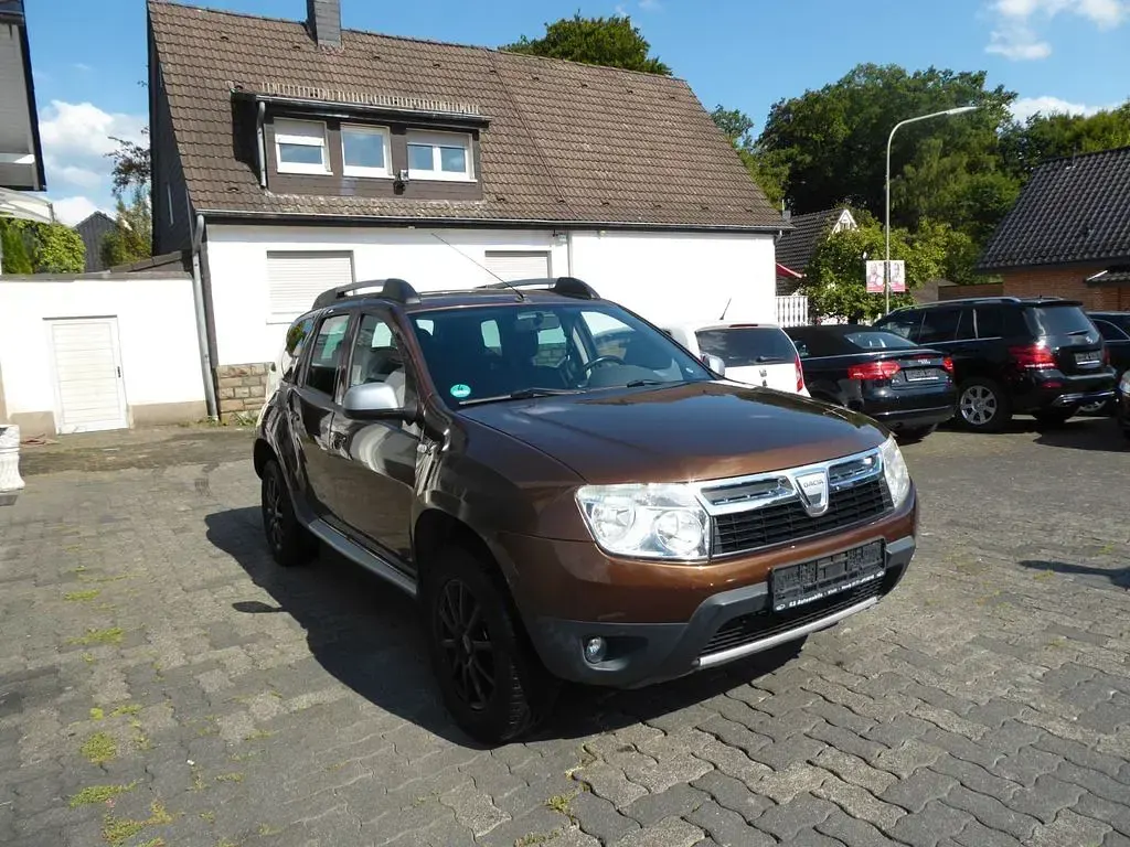 Occasion Dacia Duster Lauréate 105 ch (77 kW) 2010 Marron SUV