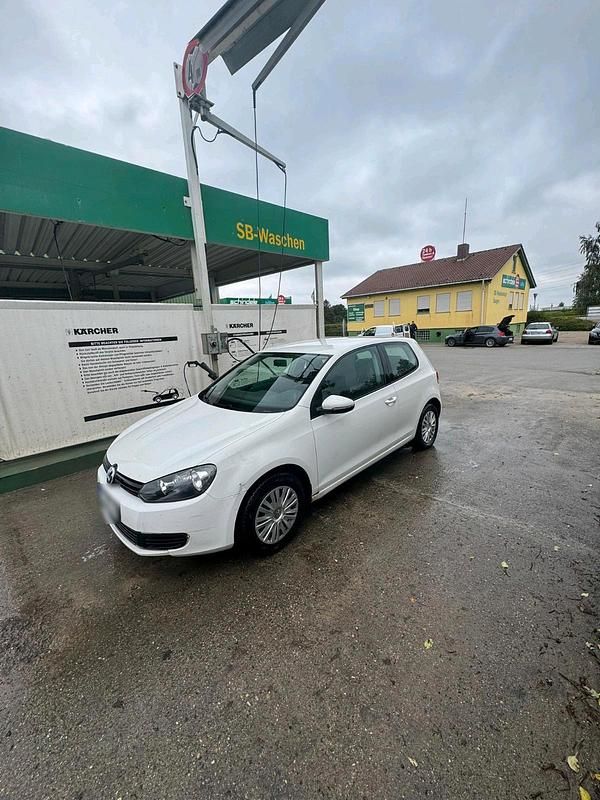 Gebraucht VW Golf 80 PS (58 kW) 2009 Weiß Coupé