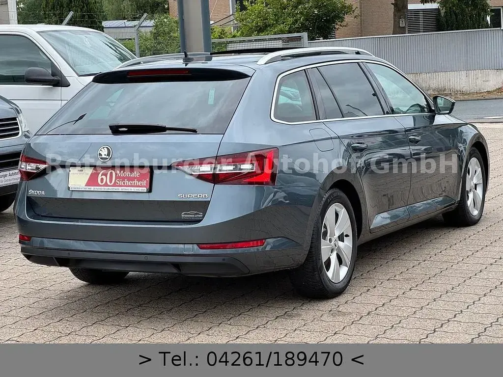 Gebraucht Skoda Superb Ambition 179 PS (131 kW) 2018 Grau Kombi