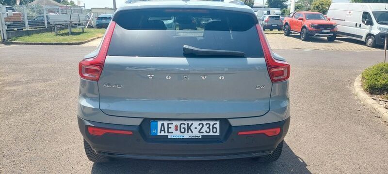 Gebraucht Volvo XC40 Plus 197 PS (144 kW) 2023 Grau SUV
