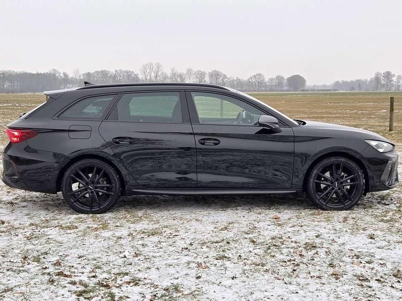 Gebraucht Cupra Leon 150 PS (110 kW) 2024 Schwarz Kombi
