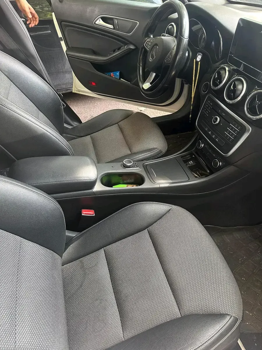 Gebraucht Mercedes CLA200 140 PS (102 kW) 2015 Coupé