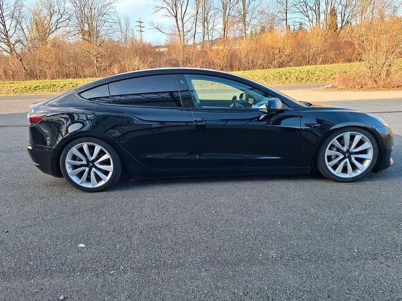 Gebraucht Tesla Model 3 366 kW (498 PS) 2020 Schwarz Limousine