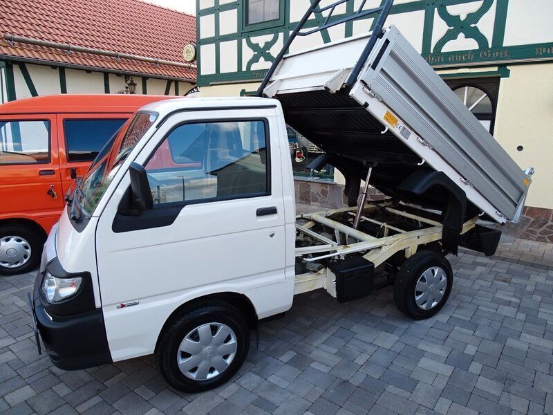 Weiß Gebraucht 2016 Piaggio Porter | 16.999 € - Bild 1/4