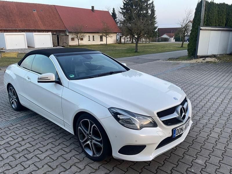 Second-hand Mercedes 250 204 CP (150 kW) 2013 Alb Cabrio