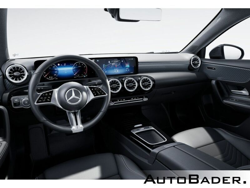 Gebraucht Mercedes A200 Progressive 163 PS (119 kW) 2024 Silber Limousine