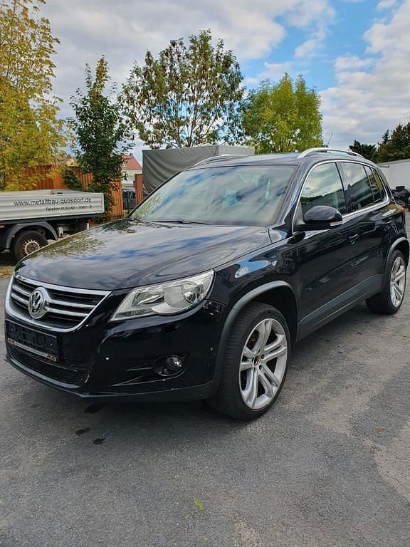 Schwarz Gebraucht 2010 VW Tiguan Freestyle SUV | 5.950 € (Fairer Preis) - Bild 1/4