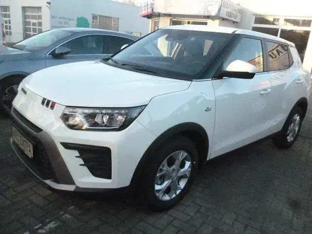 Neu KGM Tivoli 163 PS (119 kW) 2026 Weiß SUV