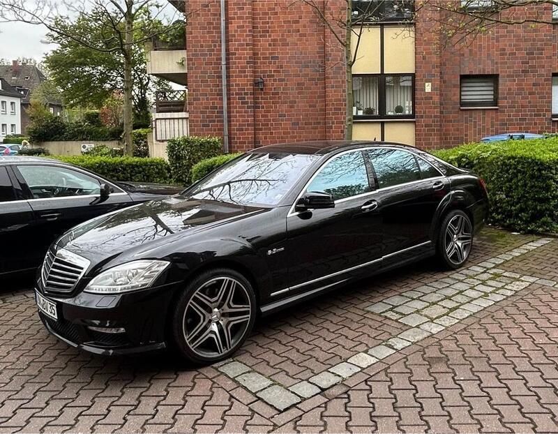 Schwarz Gebraucht 2008 Mercedes S500 Limousine | 16.000 € (Etwas zu teuer) - Bild 1/4