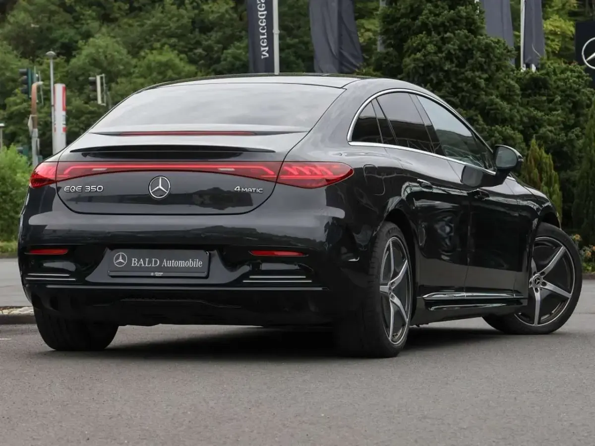 Gebraucht Mercedes EQE350 AMG 214 kW (292 PS) 2023 Grau metalliclack graphitgrau Limousine