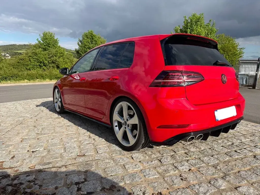 Gebraucht VW Golf VII R 300 PS (220 kW) 2019 Rot Limousine