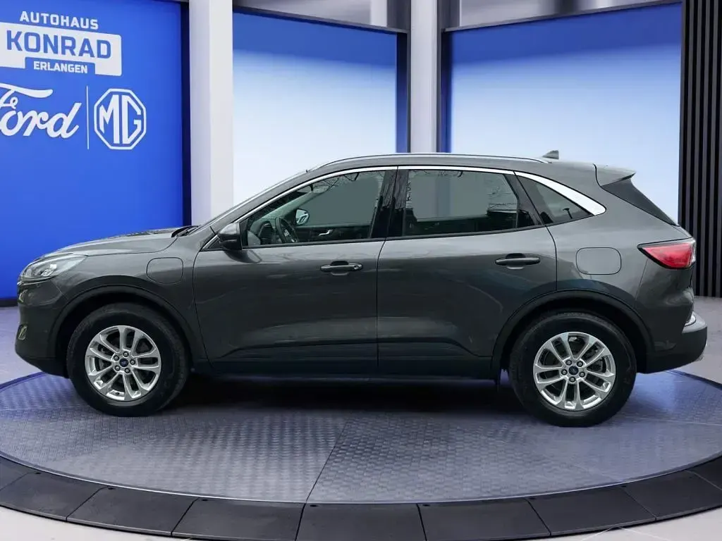 Używany Ford Kuga Titanium 224 KM (164 kW) 2022 Szary SUV