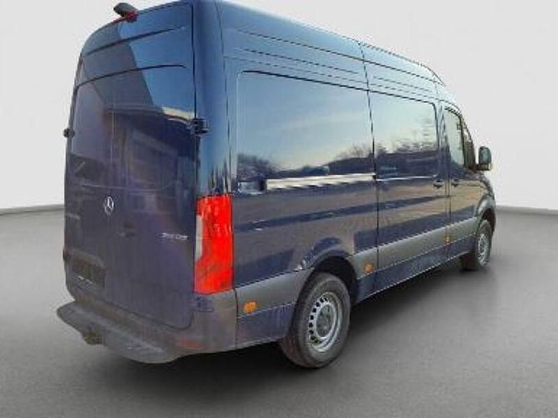 Gebraucht Mercedes Sprinter 150 PS (110 kW) 2025 Stahlblau Van