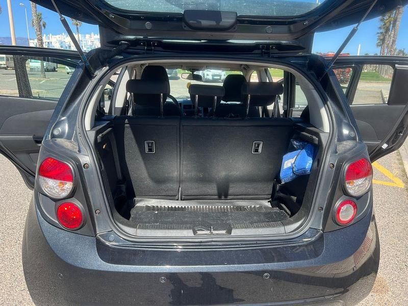 Gebraucht Chevrolet Aveo LTZ 129 PS (94 kW) 2012 Schwarz Limousine